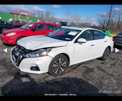 نيسان ألتيما